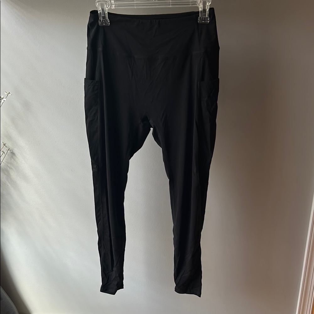 Pure Woven Women’s Large bamboo leggings